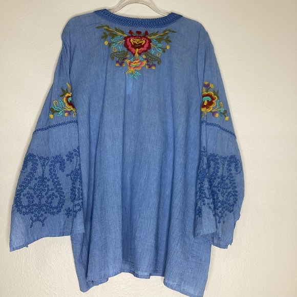 Scully NEW Embroidered Chambray Blouse Bell Sleeves NWT XL - Picture 2 of 8
